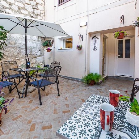 Guesthause Arbor Apartment Split Bagian luar foto
