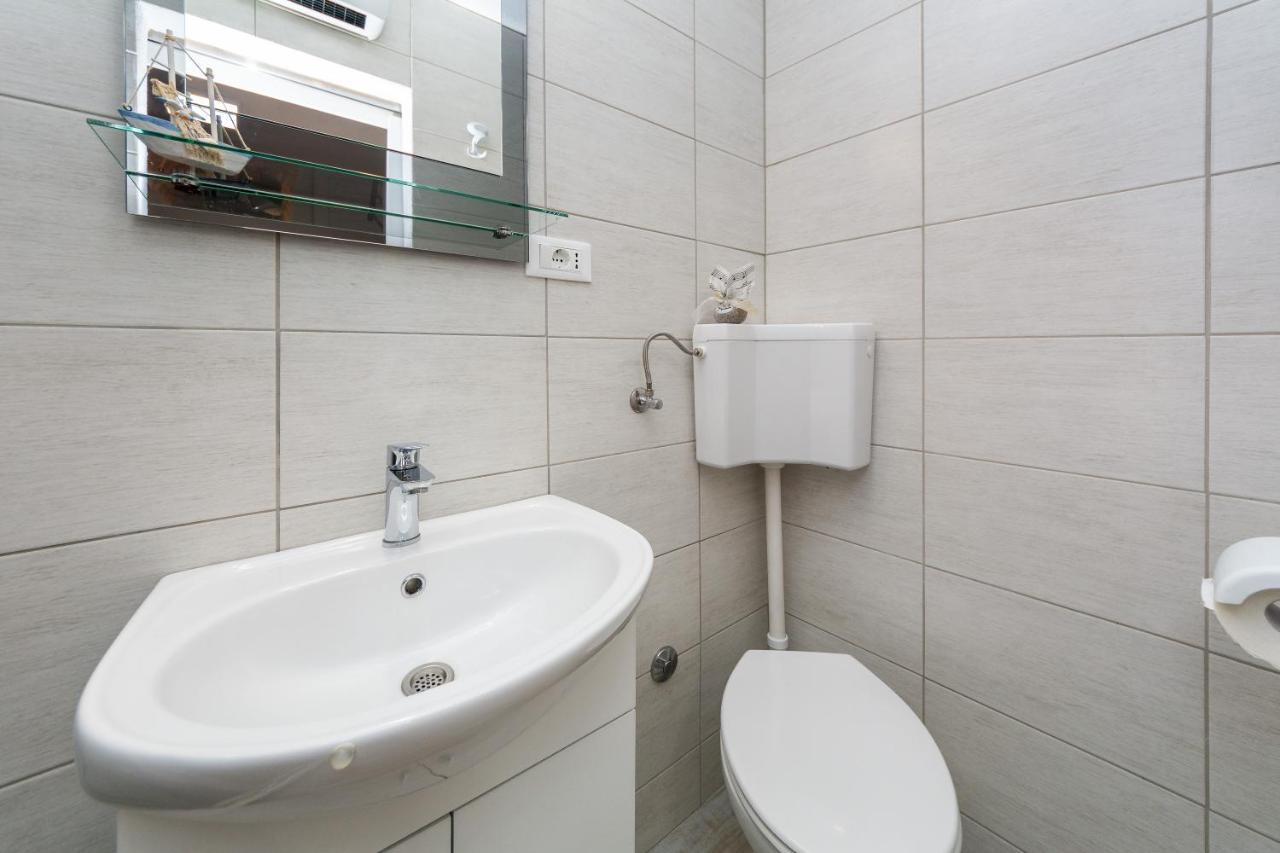 Guesthause Arbor Apartment Split Bagian luar foto