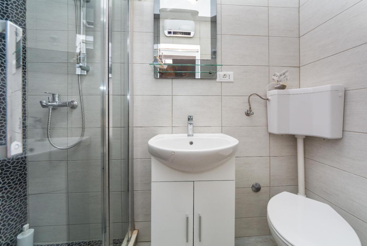 Guesthause Arbor Apartment Split Bagian luar foto