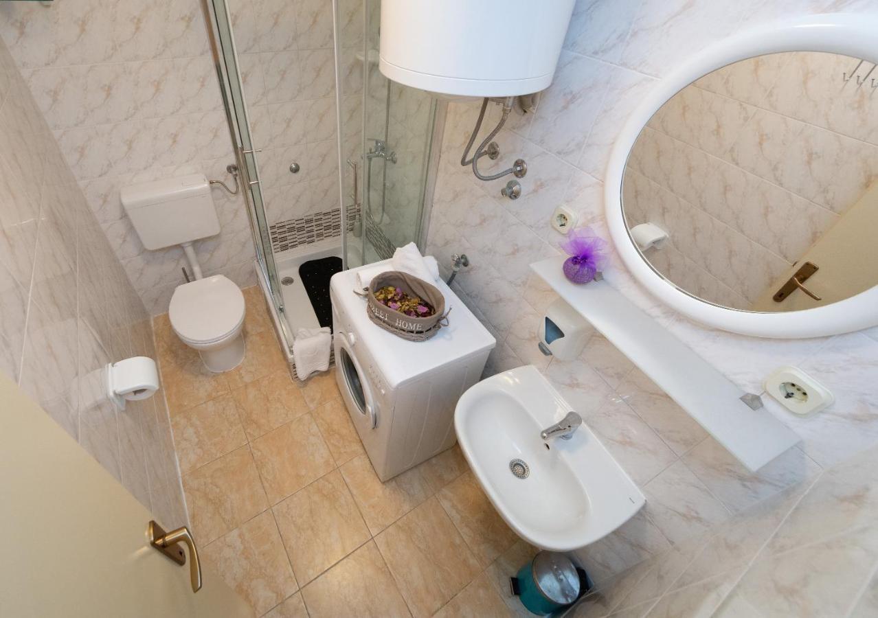Guesthause Arbor Apartment Split Bagian luar foto