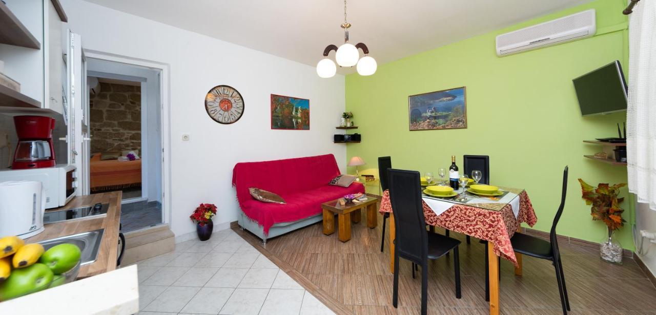 Guesthause Arbor Apartment Split Bagian luar foto