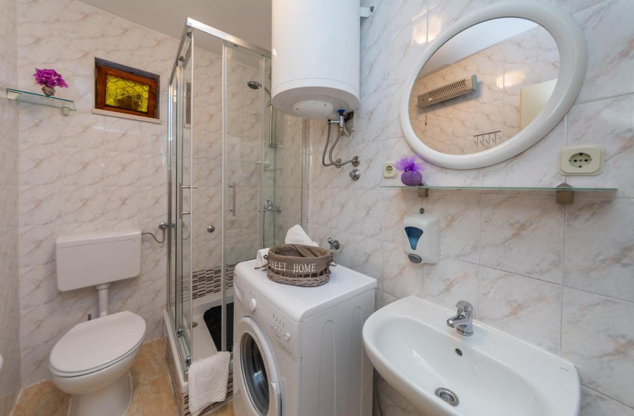 Guesthause Arbor Apartment Split Bagian luar foto